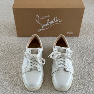 Christian Louboutin Viera Flat Calf Bianco 36